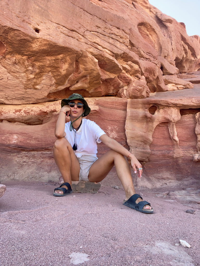 GEMSTONE TASSELS NECKLACE